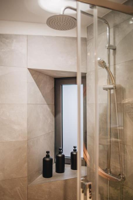 La Vie En Rose - Luxe, Calme & Hypercentre - 3* Apartment Анси Екстериор снимка